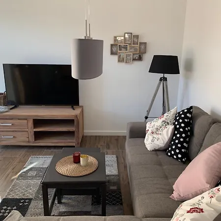 Apartment Suenn Tied